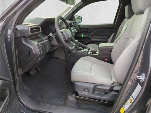 Used 2026 Toyota Tacoma SR5 AWD/4WD image 12