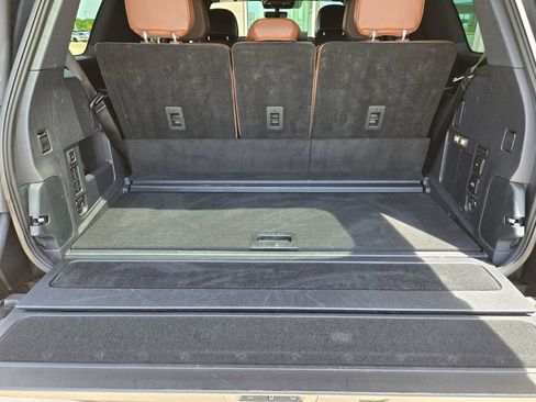 Used 2025 Lincoln Navigator Reserve AWD/4WD image 33