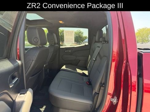 Used 2023 Chevrolet Colorado ZR2 w/ ZR2 Convenience Package III AWD/4WD image 8