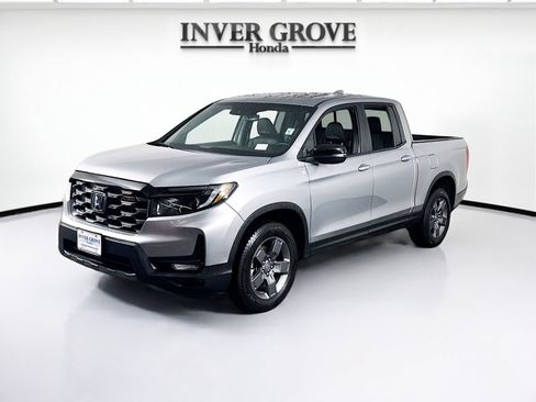 Used 2024 Honda Ridgeline TrailSport image 1