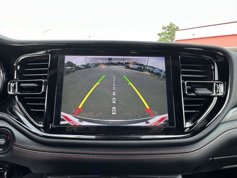 Used 2024 Dodge Durango GT RWD image 25