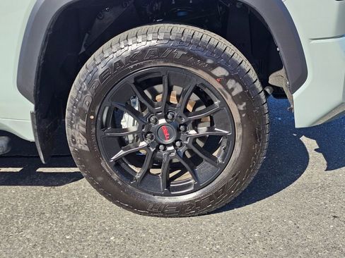Used 2025 Toyota Tundra Limited w/ TRD Off-Road Package AWD/4WD image 9
