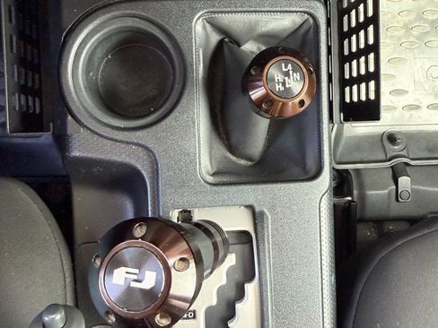 Used 2010 Toyota FJ Cruiser 4WD image 16