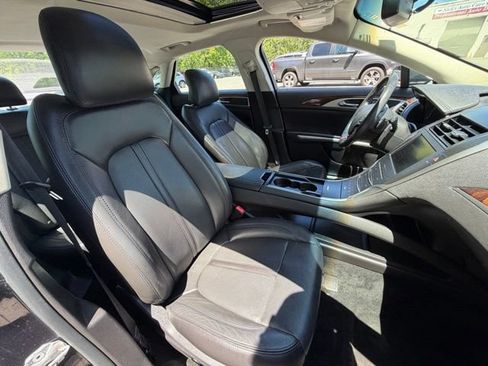 Used 2013 Lincoln MKZ FWD image 27
