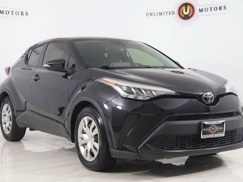 Used 2021 Toyota C-HR LE FWD image 17