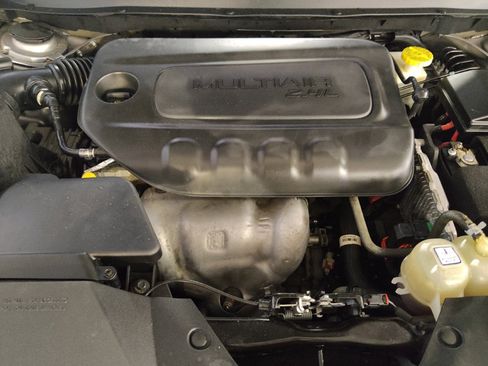 Used 2020 Jeep Cherokee Limited FWD image 30
