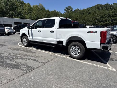 Used 2025 Ford F250 XLT AWD/4WD image 14