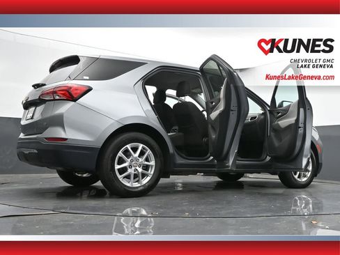 Used 2023 Chevrolet Equinox LT image 72