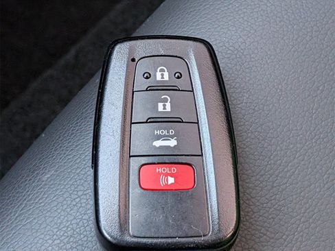 Used 2022 Toyota Corolla XSE image 29