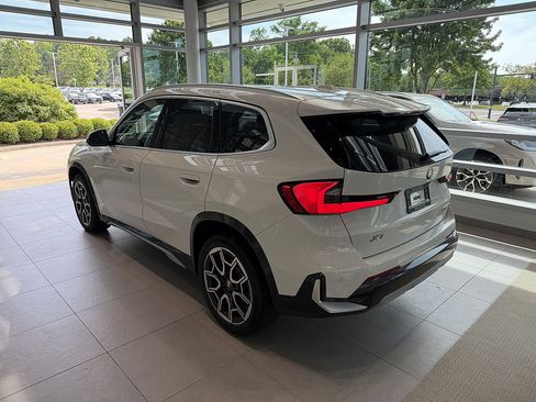 New 2026 BMW X1 xDrive28i w/ Technology Package AWD/4WD image 4