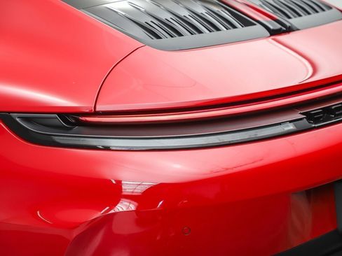 Used 2025 Porsche 911 Carrera S RWD image 15