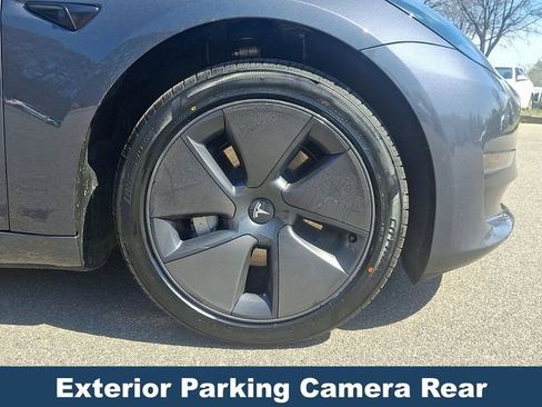Used 2023 Tesla Model 3 Standard Range image 10