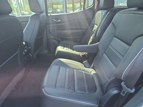 Used 2023 GMC Acadia Denali AWD/4WD image 13