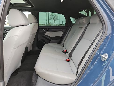 Used 2025 Honda Civic Sport image 15