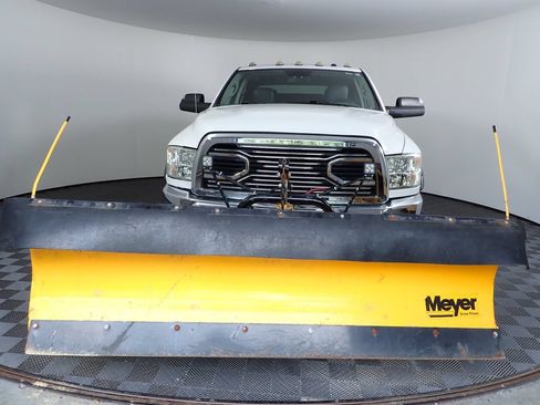 Used 2017 RAM 2500 Tradesman w/ Chrome Appearance Group AWD/4WD image 12