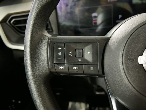 Used 2025 Nissan Kicks S AWD/4WD image 25