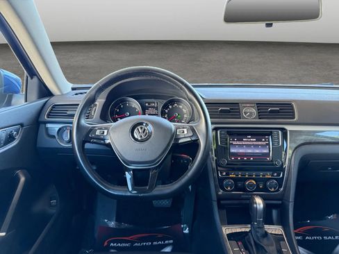 Used 2016 Volkswagen Passat 1.8T SE FWD image 27