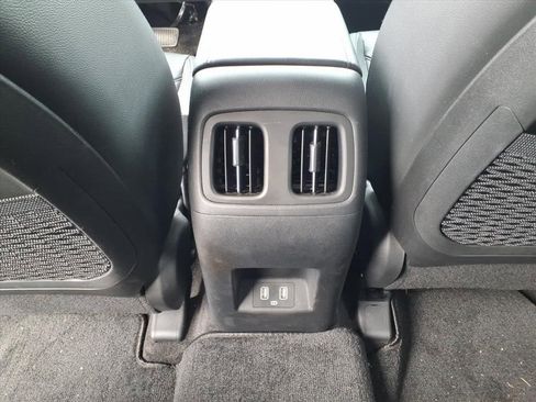 Certified 2022 Hyundai Tucson Limited w/ Cargo Package image 6