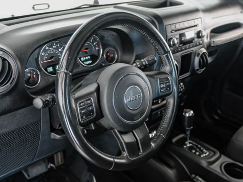 Used 2016 Jeep Wrangler Sport image 13
