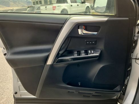 Used 2017 Toyota RAV4 Limited w/ Advanced Technology Package image 19