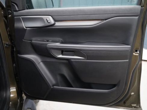Used 2025 Ford Ranger Raptor AWD/4WD image 36