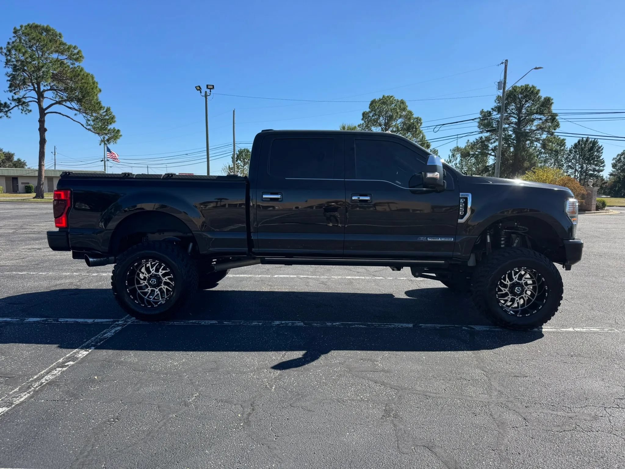 Used 2020 Ford F250 Platinum AWD/4WD image 5