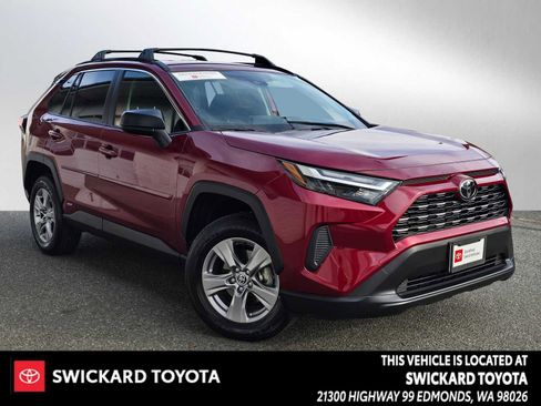 Certified 2025 Toyota RAV4 LE image 1