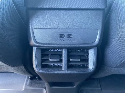 New 2026 Chevrolet Equinox LT w/ Safety and Technology Package image 16