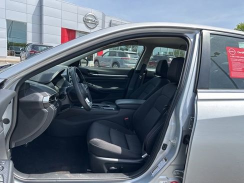 Certified 2022 Nissan Altima 2.5 SV FWD image 10