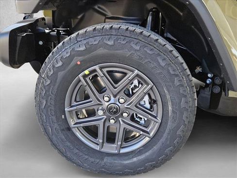 New 2026 Jeep Gladiator Sport image 10