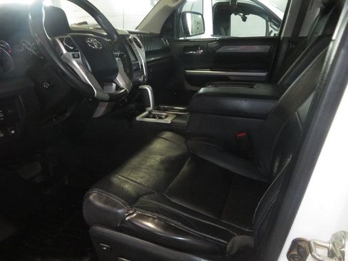 Used 2017 Toyota Tundra Platinum AWD/4WD image 20