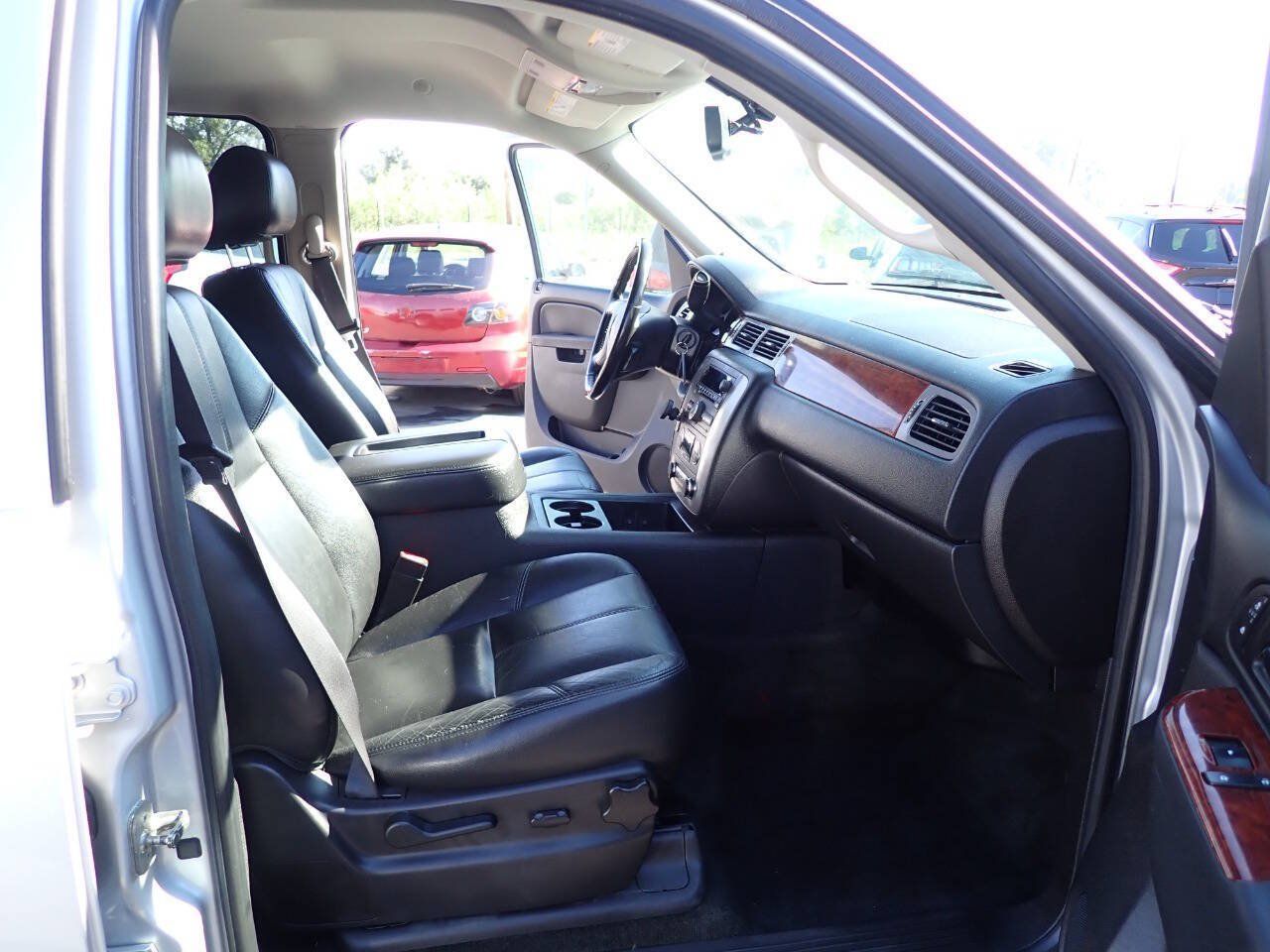 Used 2014 GMC Yukon XL SLT AWD/4WD image 13