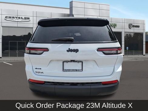 Used 2024 Jeep Grand Cherokee L Altitude AWD/4WD image 4