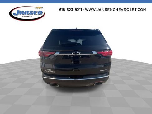 Used 2023 Chevrolet Traverse Premier FWD image 7