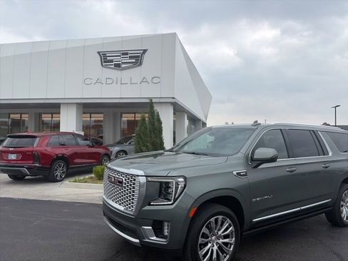 Used 2024 GMC Yukon XL Denali AWD/4WD image 2