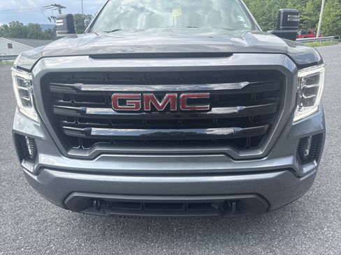 Used 2021 GMC Sierra 1500 Elevation w/ X31 Off-Road Package AWD/4WD image 2