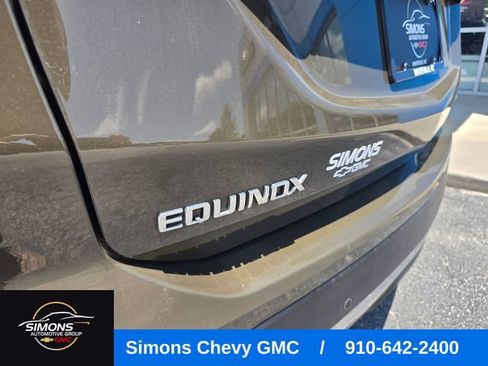 Used 2023 Chevrolet Equinox Premier AWD/4WD image 37
