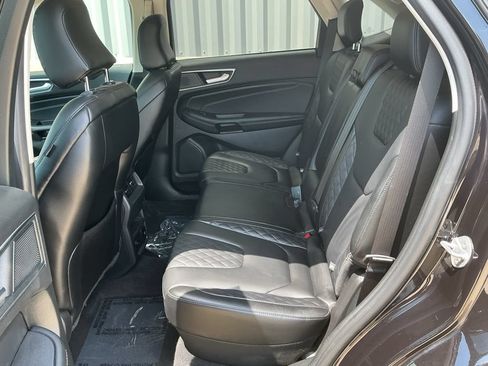 Used 2024 Ford Edge Titanium AWD/4WD image 16