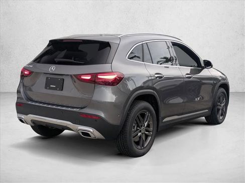 New 2026 Mercedes-Benz GLA 250 image 2