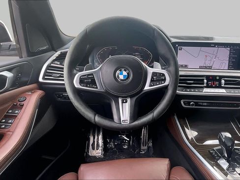 Used 2019 BMW X5 xDrive40i w/ M Sport Package AWD/4WD image 5