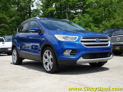 Used 2017 Ford Escape Titanium AWD/4WD image 4