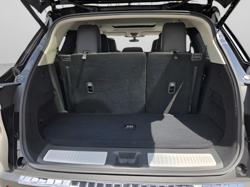 Used 2023 INFINITI QX60 Luxe w/ Cargo Package FWD image 26