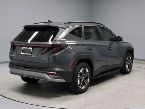 Certified 2025 Hyundai Tucson SEL image 11