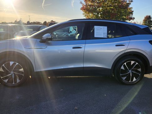 Used 2022 Volkswagen ID.4 Pro S image 11