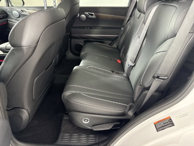 Used 2025 Genesis GV80 2.5T Prestige AWD/4WD image 23