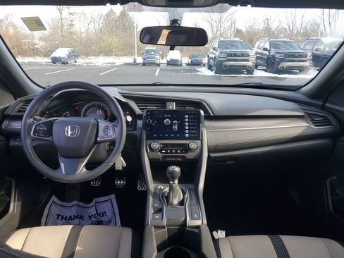 Used 2018 Honda Civic Sport image 20