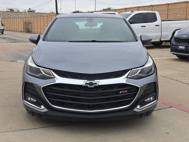 Used 2019 Chevrolet Cruze LT w/ Convenience Package FWD image 2