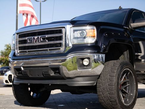 Used 2014 GMC Sierra 1500 SLE w/ SLE Value Package AWD/4WD image 5