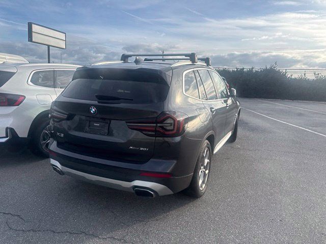 Used 2022 BMW X3 xDrive30i AWD/4WD image 11