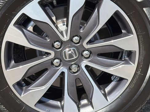 Certified 2022 Honda Odyssey EX-L image 7